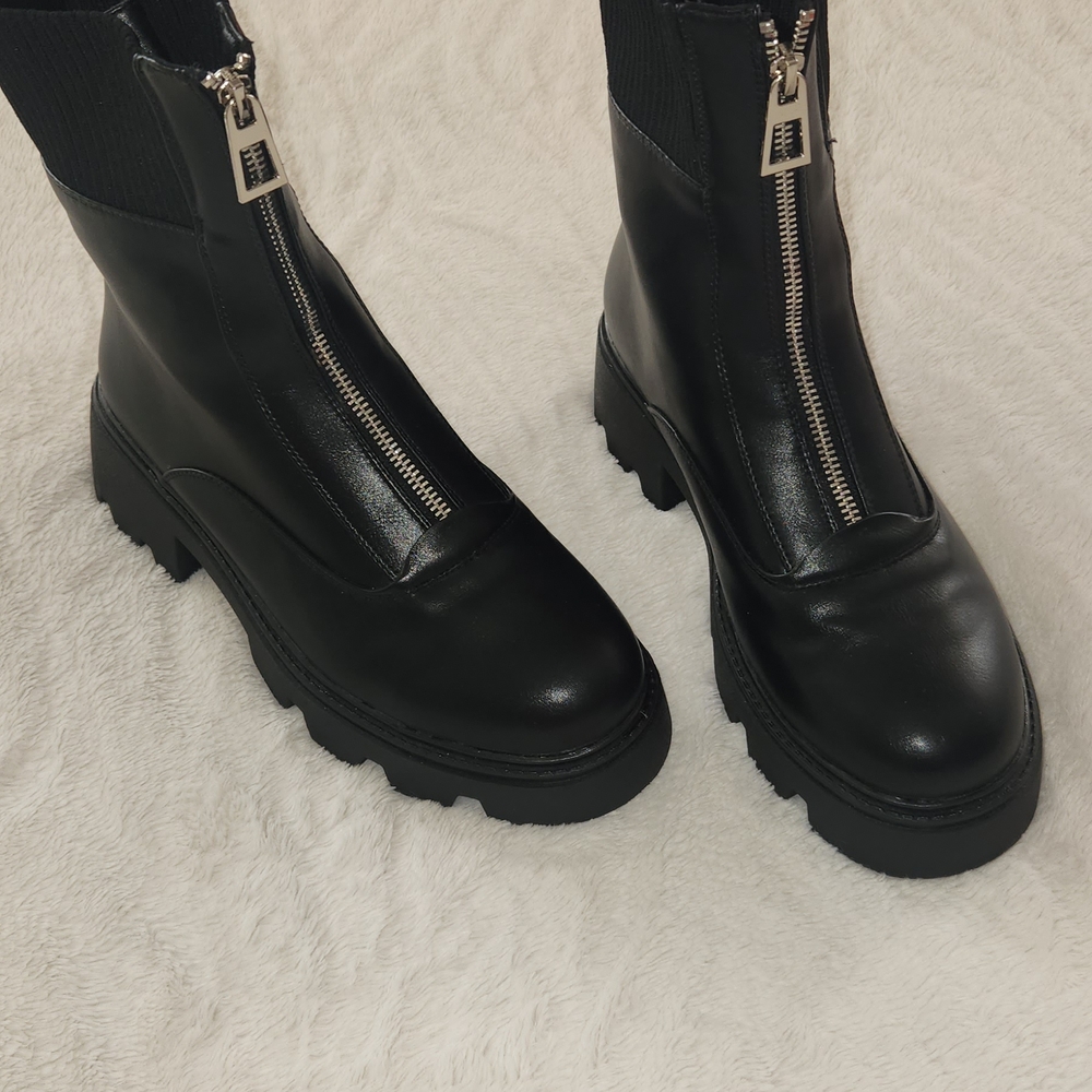 PrettyLittleThing Zippered Black Moto Boots